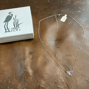 Woman's Sterling Silver 20" Necklace w/ Pendant